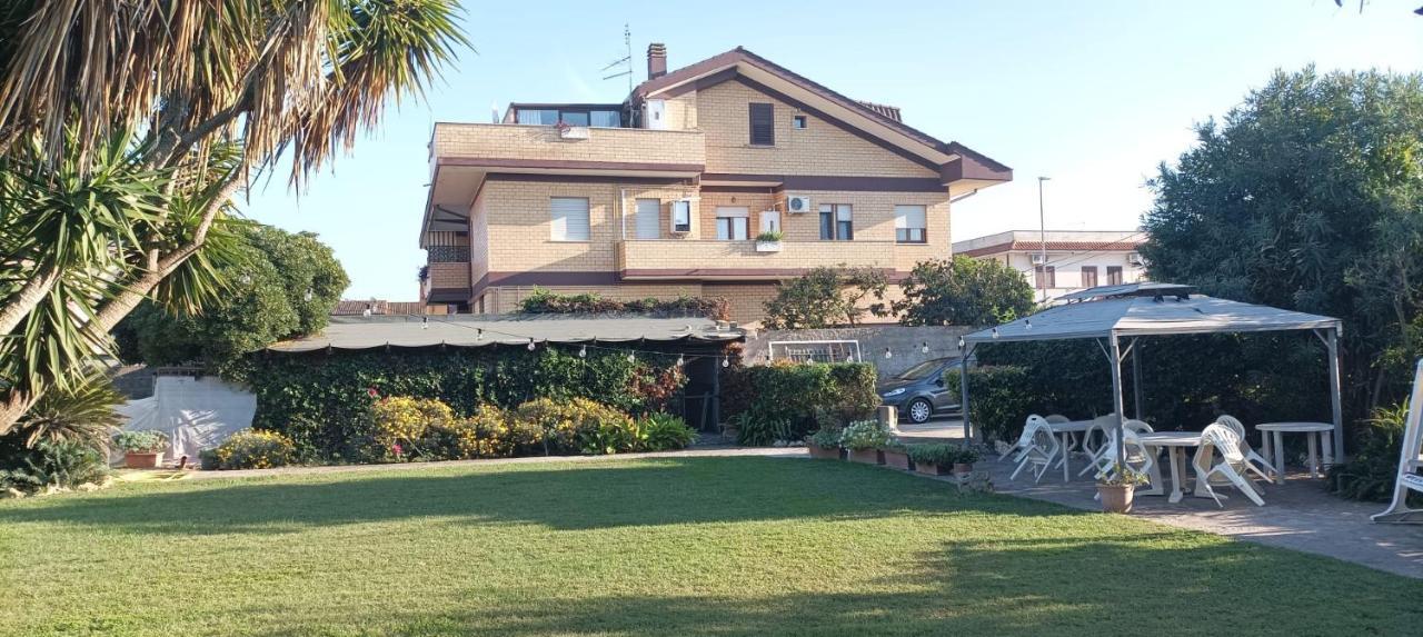 Modular King Suite - Intera Suite Vicino Aeroporto E Fiera Di Roma Fiumicino Exteriör bild