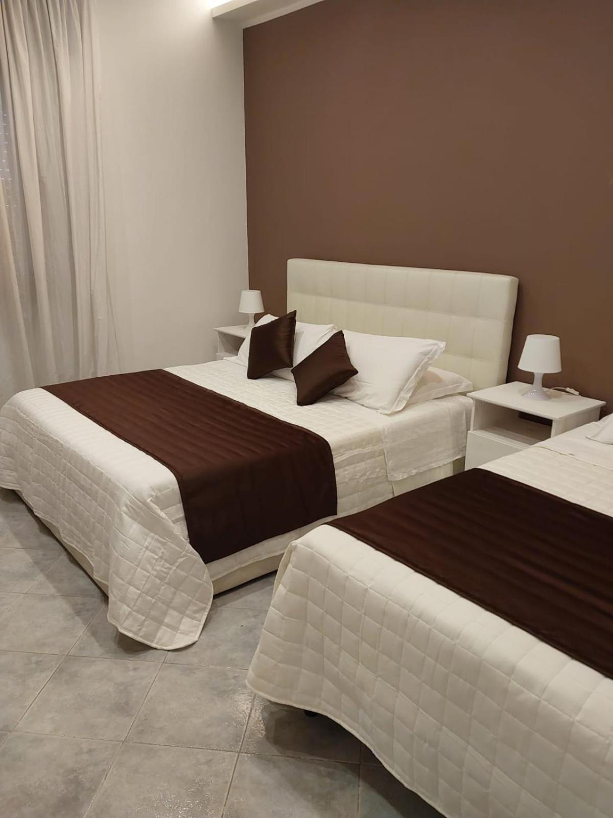 Modular King Suite - Intera Suite Vicino Aeroporto E Fiera Di Roma Fiumicino Exteriör bild